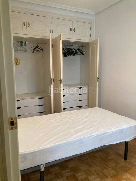 Foto 184e011d-bf4e-4e4b-adc6-8110b9e75430. Rent flat with heating in Casco Antiguo Cáceres