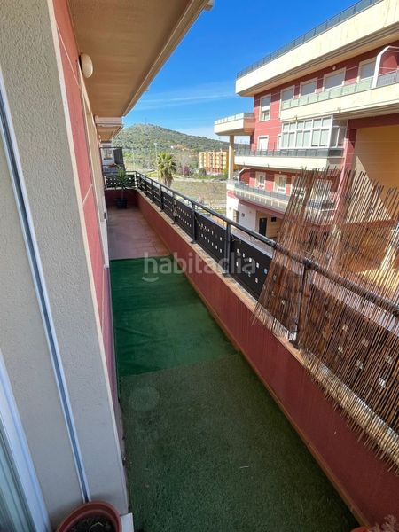 Foto abdd2b2a-62cf-4395-b2ab-3bce4bd83df9. Lloguer pis amb calefacció aparcament piscina a Montesol - Mejostilla Cáceres