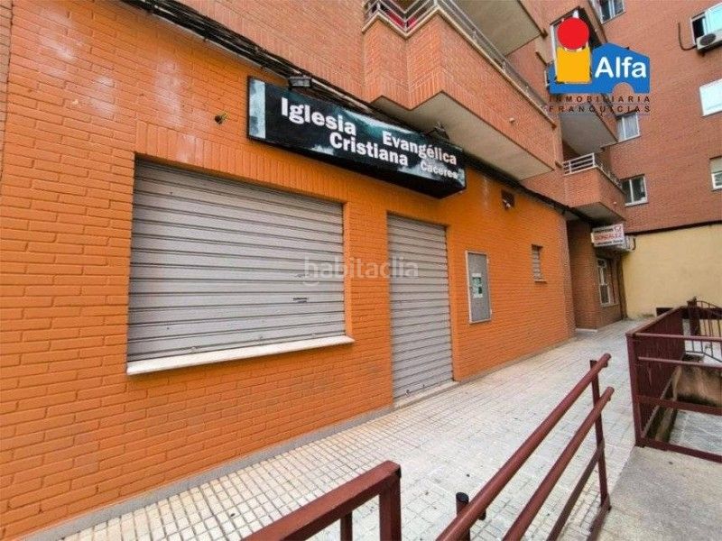 Foto 6db5de89-1655-4cc6-a90f-e44a11e5914b. Local comercial a Centro Cáceres