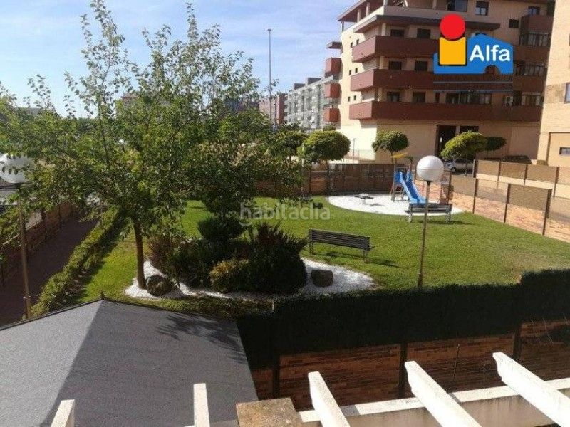 Foto 2ae9ac82-c445-4fc5-a117-eae77ecb96b8. Pis amb calefacció aparcament piscina a nuevo Cáceres Cáceres