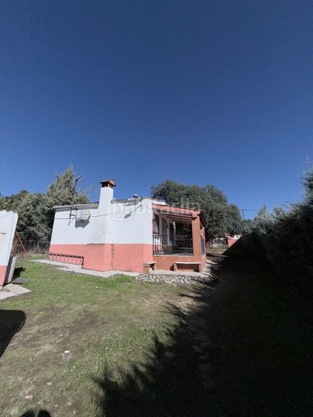 Foto 616d45f7-b61b-4ef4-ad13-56a4ffa195f3. Finca rústica a Valdesalor - Rincón de Ballesteros Cáceres