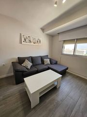 Rent Flat in Casco Antiguo. Piso en alquiler en multicines centro  cáceres cáceres