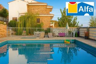 Chalet à Campus Universitario. Casa unifamiliar en venta en cáceres cáceres