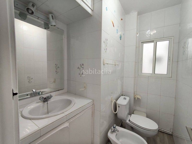Foto c4c60562-b6b9-468b-985a-fd343fdb9436. Rent flat with heating in Centro Cáceres