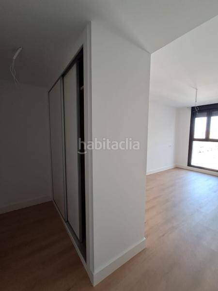 Foto c7c6d385-7035-44f7-b25a-e2b278a7ab51. Piso 90m<sup>2</sup> en avenida legión española 26 en Las Salinas Roquetas de Mar