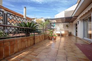 tic a Molins de Rei. En pleno centro de molins de rei