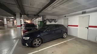 Location Parking voiture à Molins de Rei. Próximo a la plaza de la cruz molins de rei