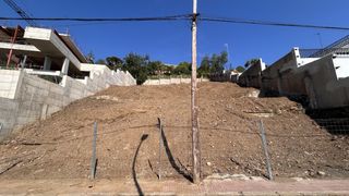 Finca rústica en La Miranda. Junto al colegio la miranda esplugues de llobregat