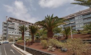 Lloguer Apartament  Urbanizacion montalmar. Excelente apartamento 70m2 con terraza y piscina comunitaria.