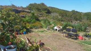 Miete Studiowohnung  Avenida príncipes de españa. Pequeño estudio / habitación independiente con baño propio