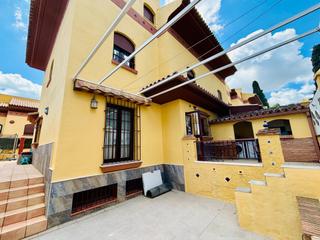 Casa adossada en Cortijo de Maza - Finca Monsalvez - El Olivar. Amplio pareado de lujo en churriana