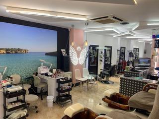Lloguer Local Comercial a Arxiduc. Traspaso de peluqueria y estetica en el centro de palma