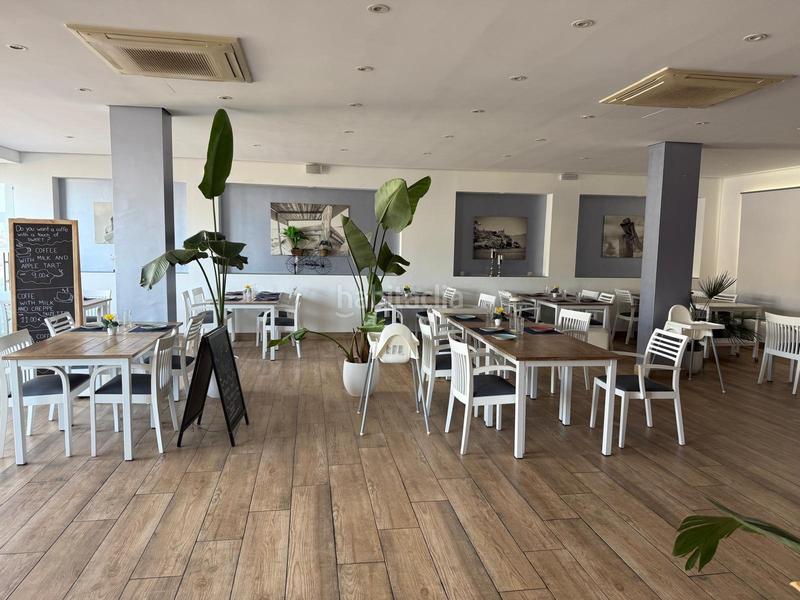 Foto b390b6cc-d2d0-418f-8603-25389bf0cb7f. Alquiler local comercial oportunidad única en puerto , mallorca! en Andratx