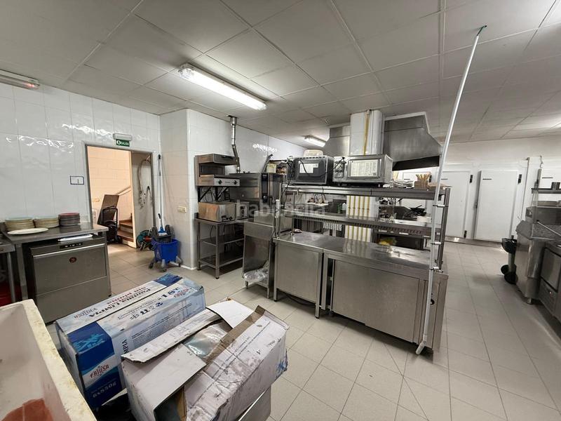 Foto dac53918-5183-409a-b7d8-236f209f850b. Lloguer local comercial a port d´Andratx Andratx