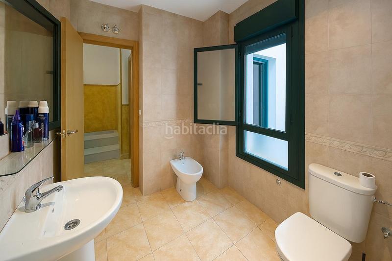 Foto f0b7eb0b-0332-4bb3-9799-c22d6a356146. Dúplex en calle egido 19 dúplex con patio y piscina comunitaria en Alcalá de los Gazules