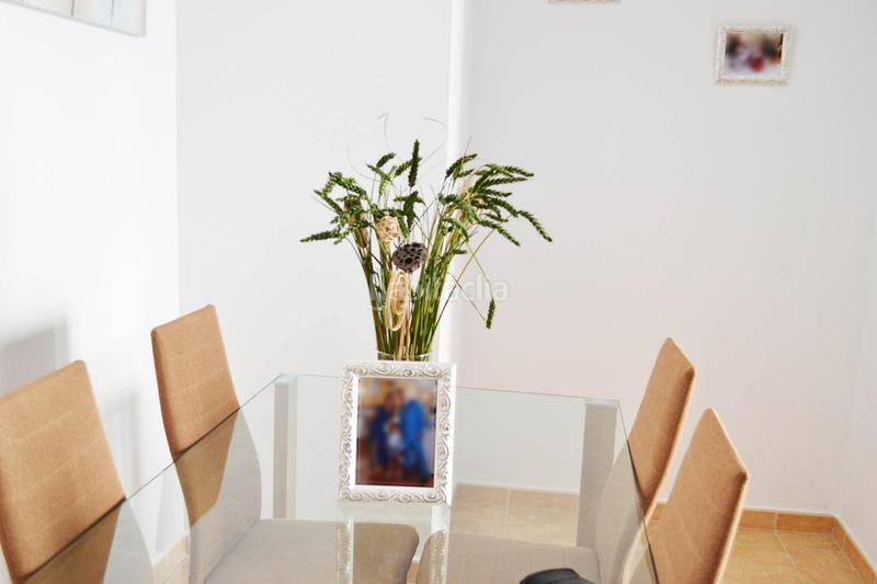 Foto f4ea2a21-7b3b-459b-a157-e0bc44443a5c. Dúplex en calle egido 19 dúplex con patio y piscina comunitaria en Alcalá de los Gazules