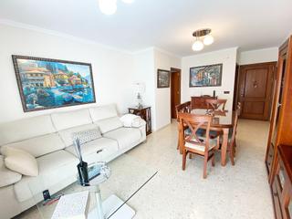 Apartament  Calle peñas del corral 11. Apartamento con terraza privada y dos habitaciones en calle peña