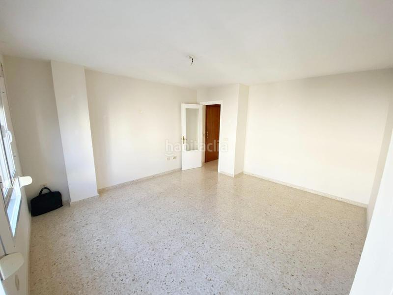 Foto 13cd6a24-f14d-4caf-bdba-cd61ea30f214. Flat in calle montero 2 in Alcalá de los Gazules