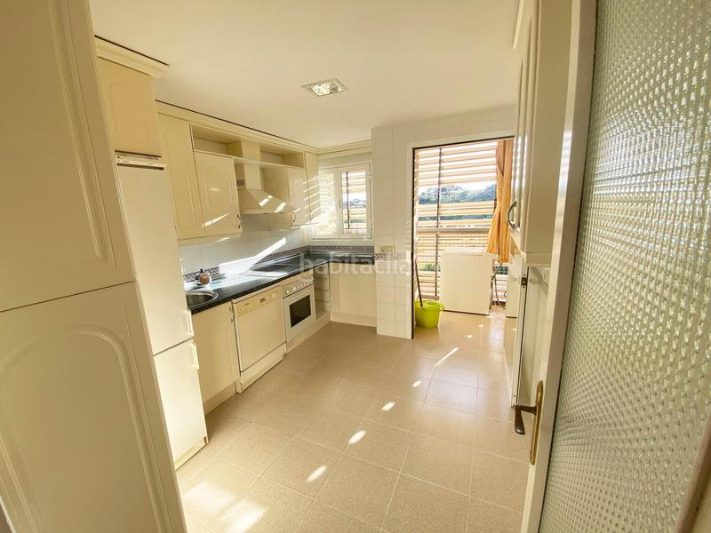 Foto a5497a27-99fd-46d6-bd16-0234a046af5a. Flat in calle montero 2 in Alcalá de los Gazules