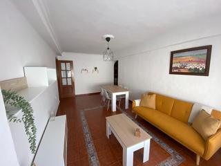 Location Appartement  Calle peñas del corral. Piso con aire acondicionado y 3 dormitorios en calle las peñas,