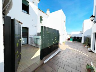 Casa  Calle el ejido. Luminosa casa con piscina y garaje en urbanización el ejido  alc