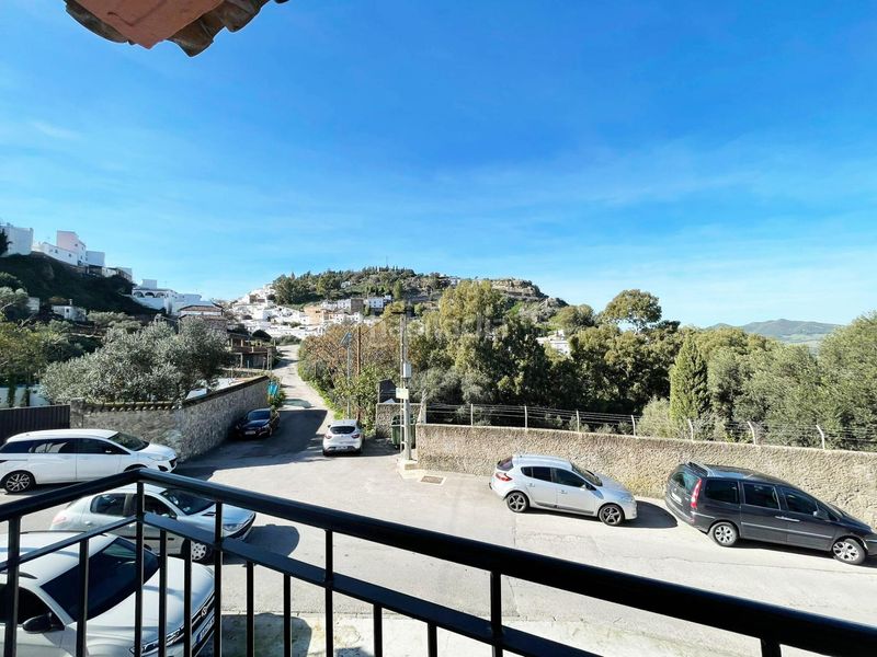 Foto b1efcf2b-4fb9-49cf-8636-238c8e5eef40. Casa amb aparcament piscina a Alcalá de los Gazules