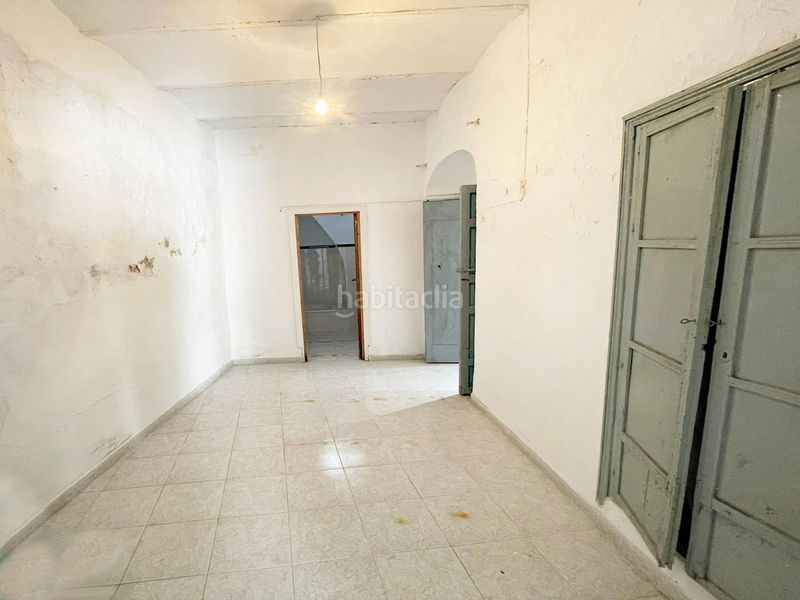Foto a0f97abf-4b95-4180-88cb-bf3a7a8e1677. Country house with parking in Alcalá de los Gazules