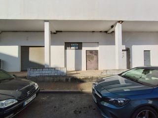 Local Comercial  Calle benalup-casas viejas. Oportunidad única local en venta.