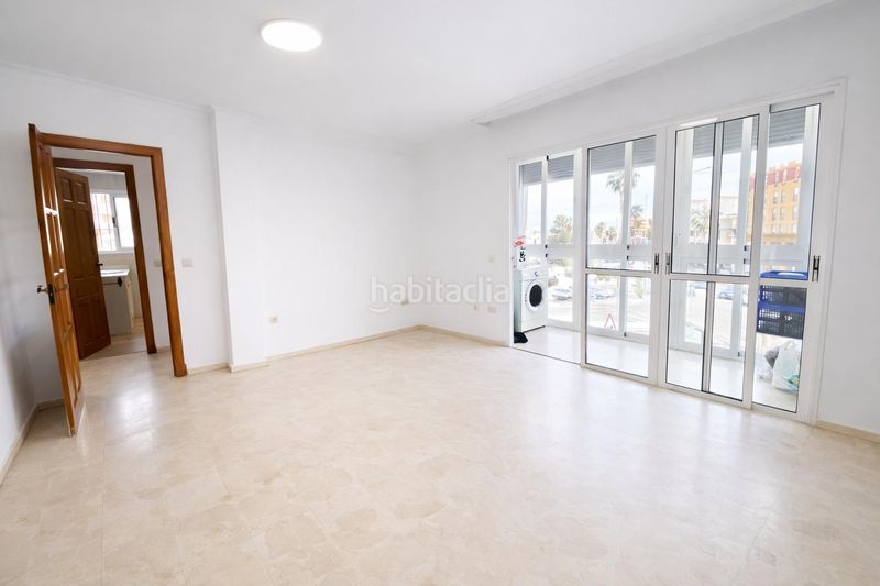 Foto 211fd079-5458-42cb-b437-388747c5f759. Pis a San Bernabé Algeciras