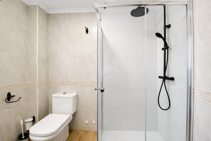 Foto e38f2d12-d479-42f6-b765-c03429a5190d. Pis a San Bernabé Algeciras