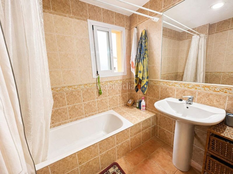 Foto d887f944-70b2-4ef4-b46b-4748a8b388af. Casa a Benalup