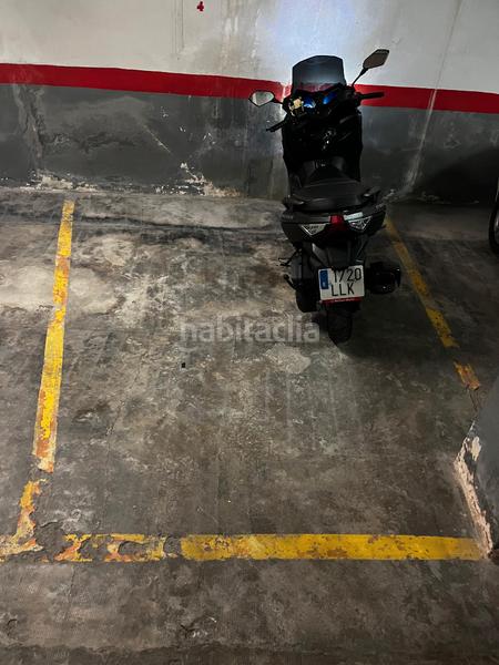 Foto 2643504a-609c-4c38-a335-96dd1da69ac9. Aparcament cotxe a Arrancapins Valencia