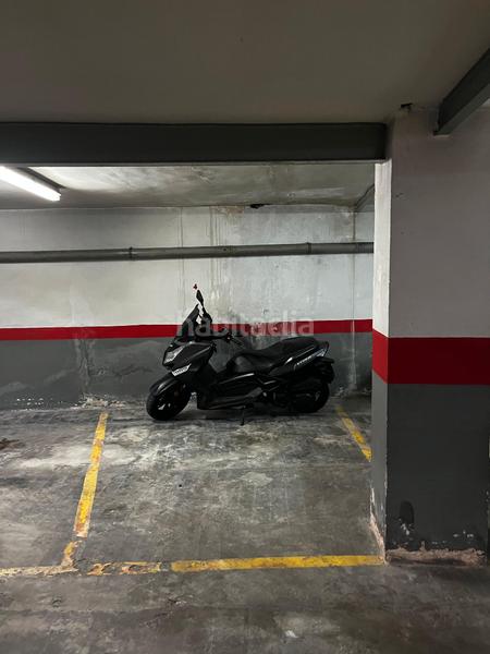 Foto 56253d65-8b85-4144-adb1-ff938e9b1d2d. Aparcament cotxe a Arrancapins Valencia