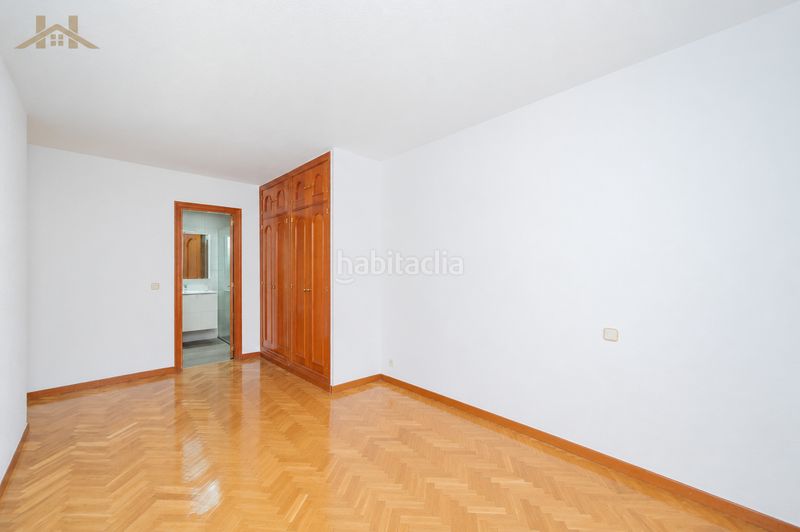 Foto bfe27af6-eed7-4dda-a1ba-73962331509e. Pis amb calefacció aparcament piscina a Avenida Europa Pozuelo de Alarcón