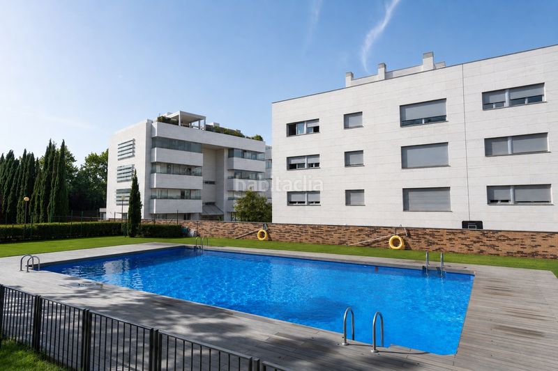Foto 25db43b8-6bbf-49bc-809e-ae84df185580. Pis amb calefacció aparcament piscina a Norte Pozuelo de Alarcón