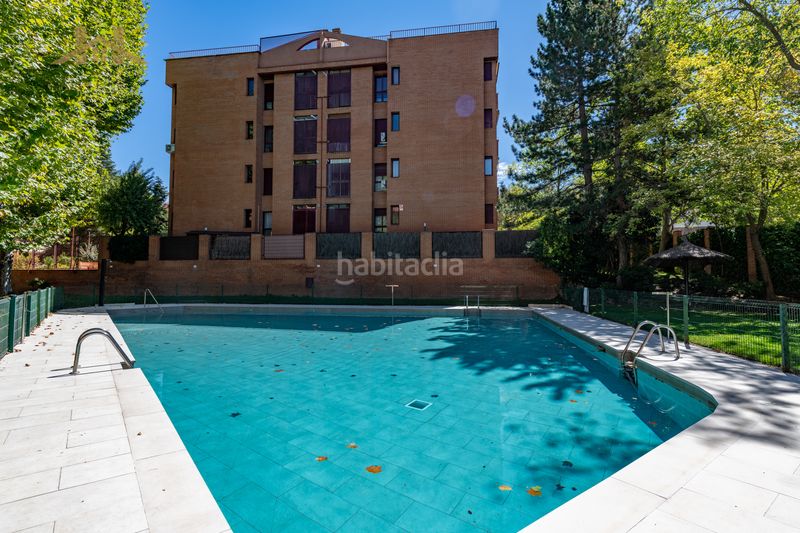 Foto 41ba7605-4a97-4853-a781-d858c179976f. Pis amb calefacció aparcament piscina a Avenida Europa Pozuelo de Alarcón