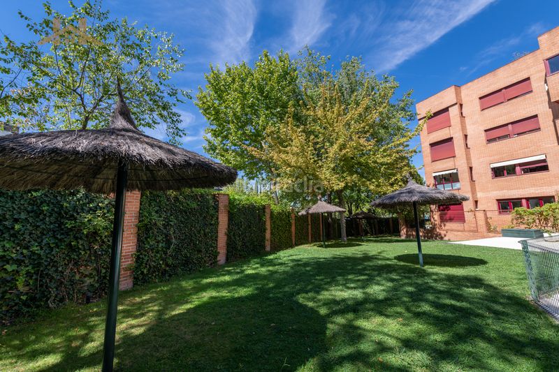 Foto f3cf05d1-ee4e-46d9-baca-e645cf7744b8. Pis amb calefacció aparcament piscina a Avenida Europa Pozuelo de Alarcón