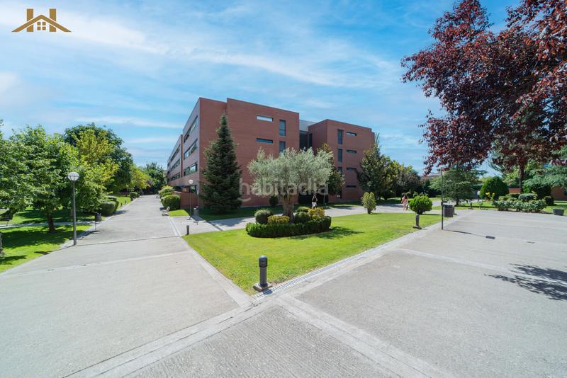 Foto a2a69787-18bc-4d32-86a7-e38d4f2635b2. Piso  en venta en calle tramontana en Prado de Somosaguas Pozuelo de Alarcón