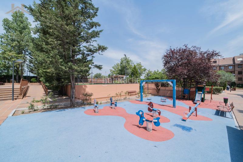 Foto 54b88daa-c183-4dbc-9e8e-190899f53b76. Appartamento con riscaldamento parcheggio piscina in Pozuelo de Alarcón
