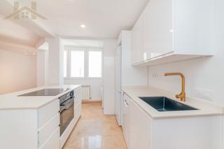 Pis  Calle costanilla del olivar. Piso en venta en costanilla del olivar