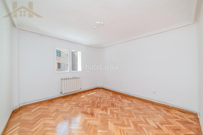 Foto be31a7e9-6410-4e87-a97d-b5dc840cf37a. Piso  en venta en costanilla del olivar en Pueblo Pozuelo de Alarcón