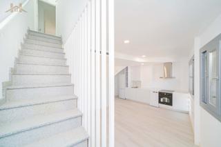 Zweistöckige Wohnung  Calle campomanes. Dúplex en venta en calle campomanes