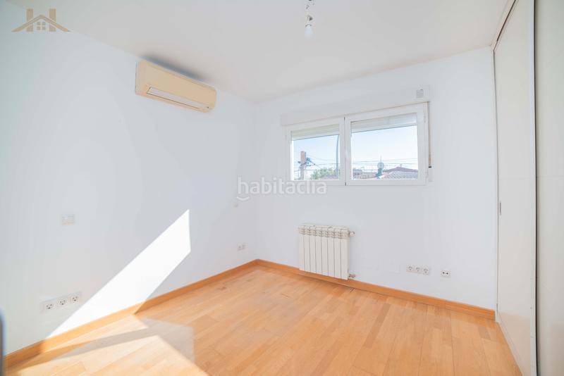 Foto b7c2c9d8-50da-443b-9307-d88a05da2490. Maison jumelée avec chauffage dans Pueblo Pozuelo de Alarcón