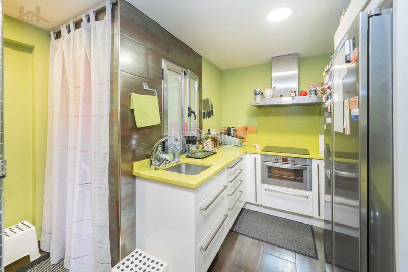 Foto acf48379-d6ec-47cc-a613-a6c8106843cd. Pis amb calefacció aparcament piscina a Avenida Europa Pozuelo de Alarcón