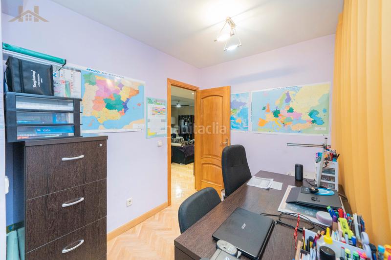 Foto e0c481e5-3070-42c3-a711-5e30af201157. Pis amb calefacció aparcament piscina a Avenida Europa Pozuelo de Alarcón