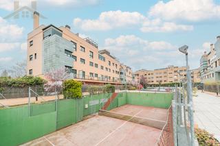 Flat  Avenida de los ángeles. Dúplex en venta en avenida de los ángeles