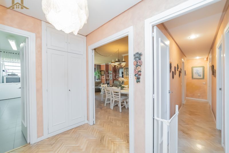 Foto 382b97f9-11f9-472f-80a4-ed69410ff659. Àtic amb calefacció aparcament a Pueblo Pozuelo de Alarcón