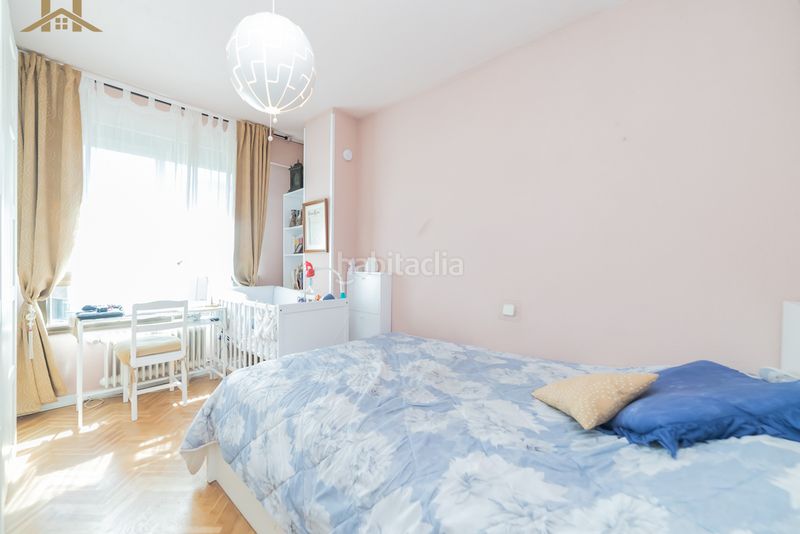 Foto 6058dd16-7086-4b7f-b80f-b177ab29aafe. Àtic amb calefacció aparcament a Pueblo Pozuelo de Alarcón