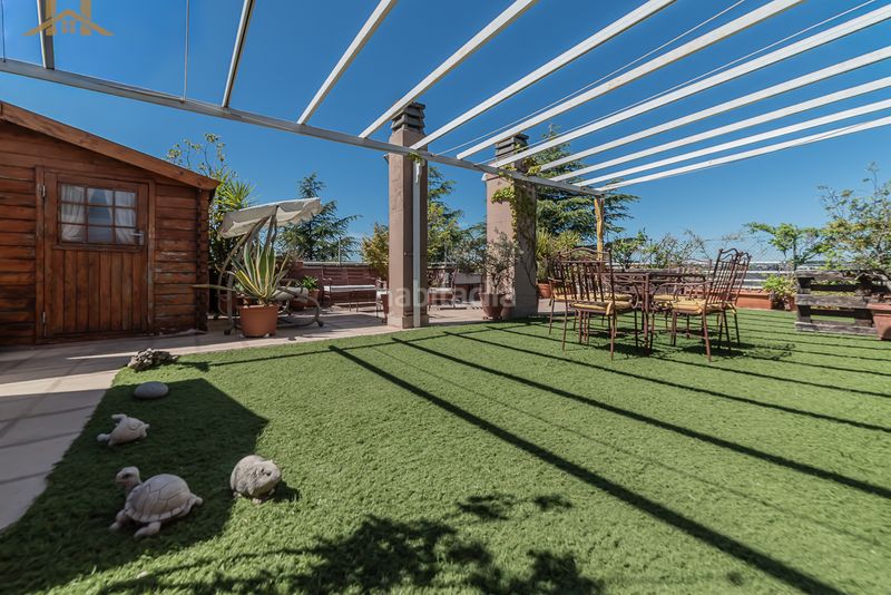 Foto b001fe47-8b2c-4b1e-8bf1-6a7df627d0db. Àtic amb calefacció aparcament a Pueblo Pozuelo de Alarcón