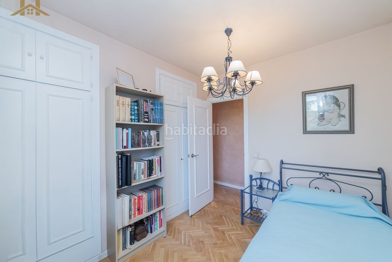 Foto bd6186b2-bf79-4510-a68d-553a555d540f. Àtic amb calefacció aparcament a Pueblo Pozuelo de Alarcón